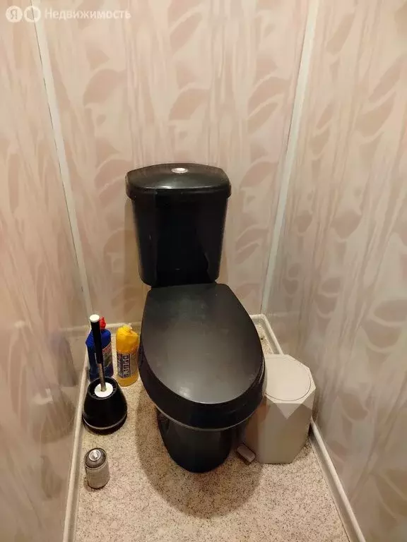 3-комнатная квартира: Соликамск, улица Добролюбова, 17 (59.4 м) - Фото 1