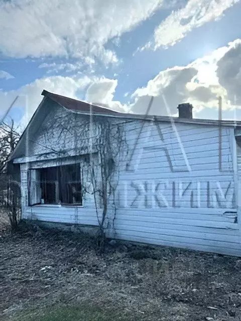 Дом в Ленинградская область, Сланцы Гавриловская ул., 32 (25 м) - Фото 0