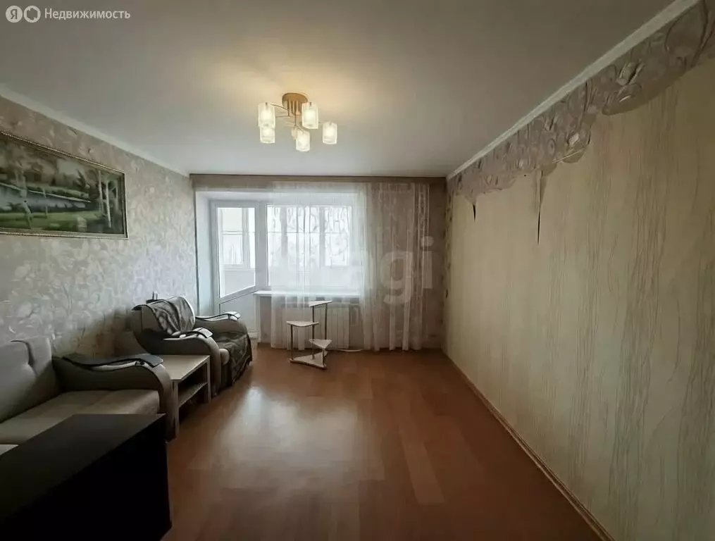 3-комнатная квартира: Новочебоксарск, улица 10-й Пятилетки, 31 (60.2 ... - Фото 2