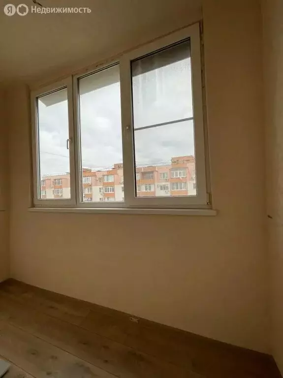 2-комнатная квартира: Таганрог, Мариупольское шоссе, 27-4к1 (64 м) - Фото 1