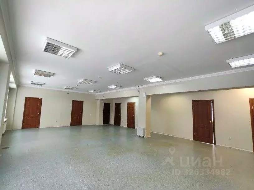 Офис в Свердловская область, Первоуральск Комсомольская ул., 13 (232 ... - Фото 1