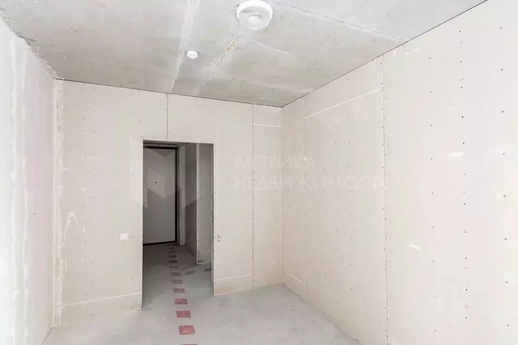 1-к кв. Тюменская область, Тюмень Причальная ул., 9 (45.9 м) - Фото 1