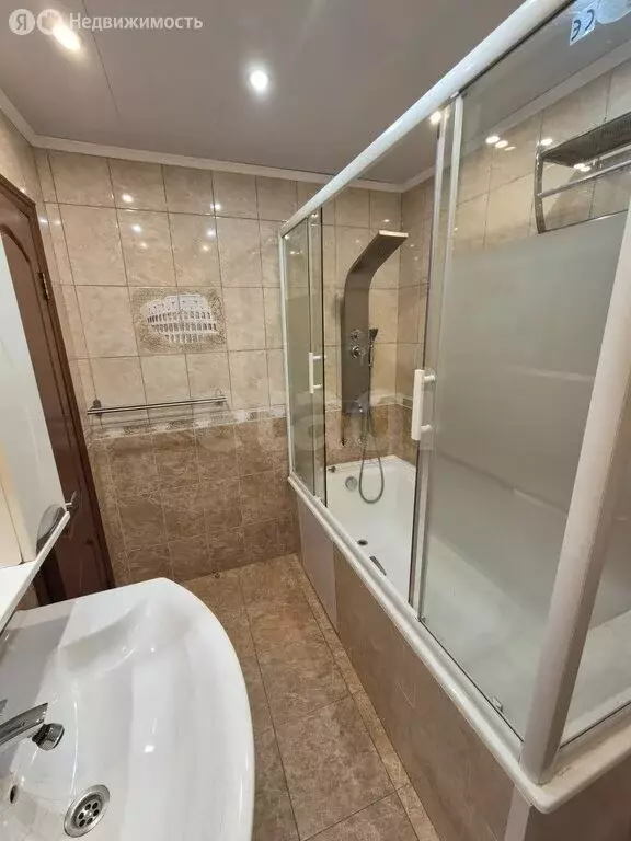 2-комнатная квартира: Бугры, Полевая улица, 14 (71.5 м) - Фото 1