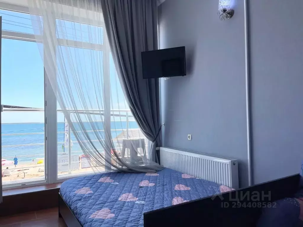 Комната Крым, Феодосия наб. Черноморская, 28 - Фото 2