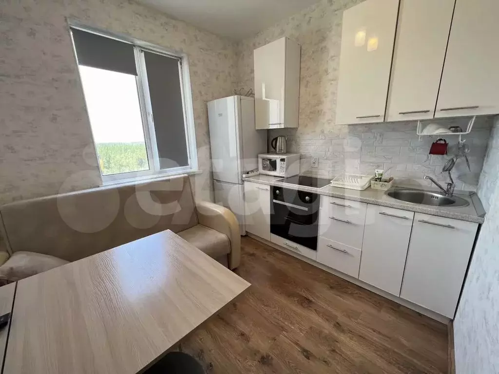 1-к. квартира, 38 м, 8/9 эт. - Фото 0