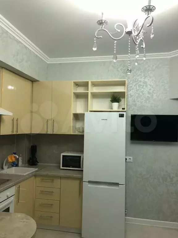 1-к. квартира, 41 м, 1/6 эт. - Фото 1