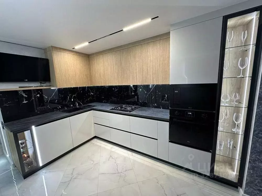 2-к кв. Краснодарский край, Сочи ул. Ленина, 4 (48.0 м) - Фото 1