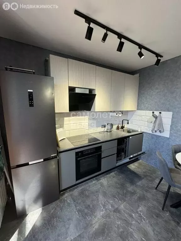 2-комнатная квартира: Иркутск, улица Пискунова, 142/5 (37 м) - Фото 1