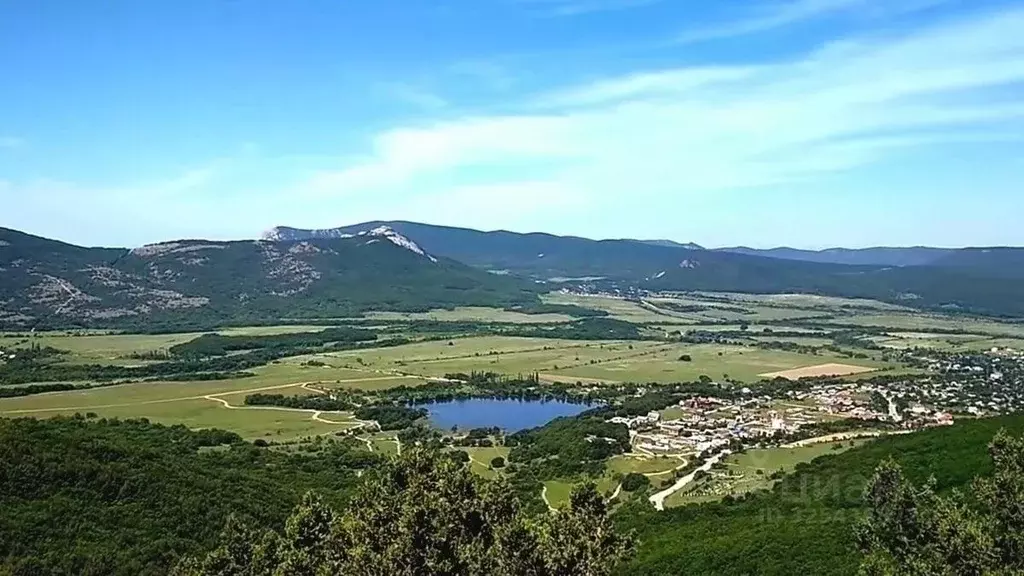 Дом в Севастополь с. Орлиное, ул. Родниковская (200 м) - Фото 2