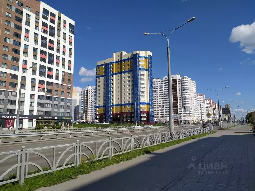 3-к кв. Свердловская область, Екатеринбург ул. Чкалова, 242 (80.0 м), Снять  квартиру в Екатеринбурге, ID объекта - 30067533938