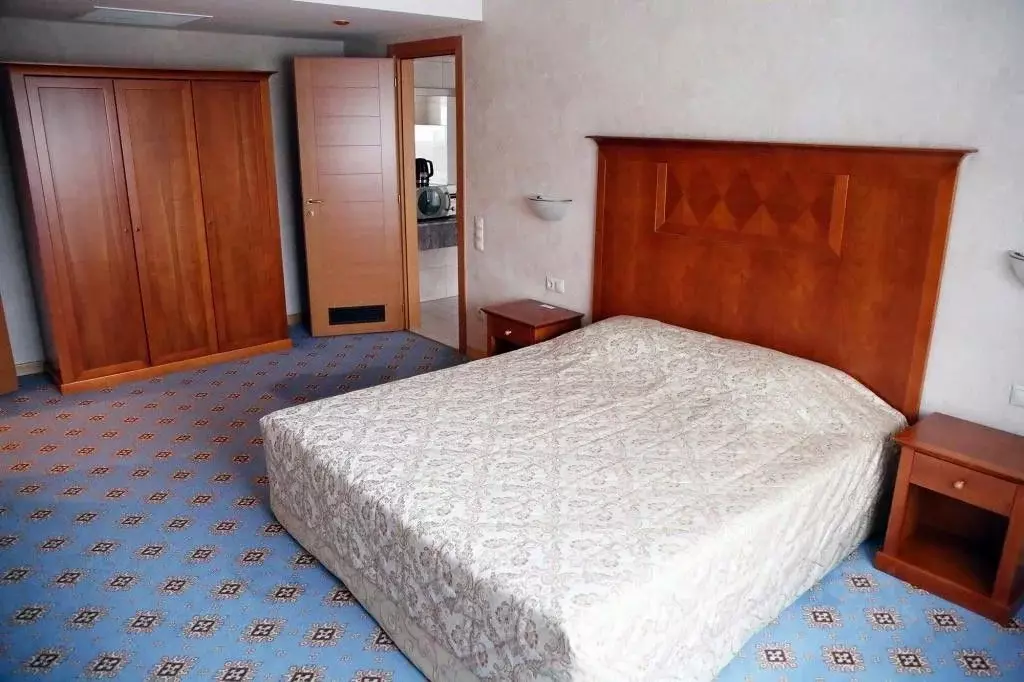 Комната Ханты-Мансийский АО, Ханты-Мансийск ул. Мира, 22 (10.0 м) - Фото 1