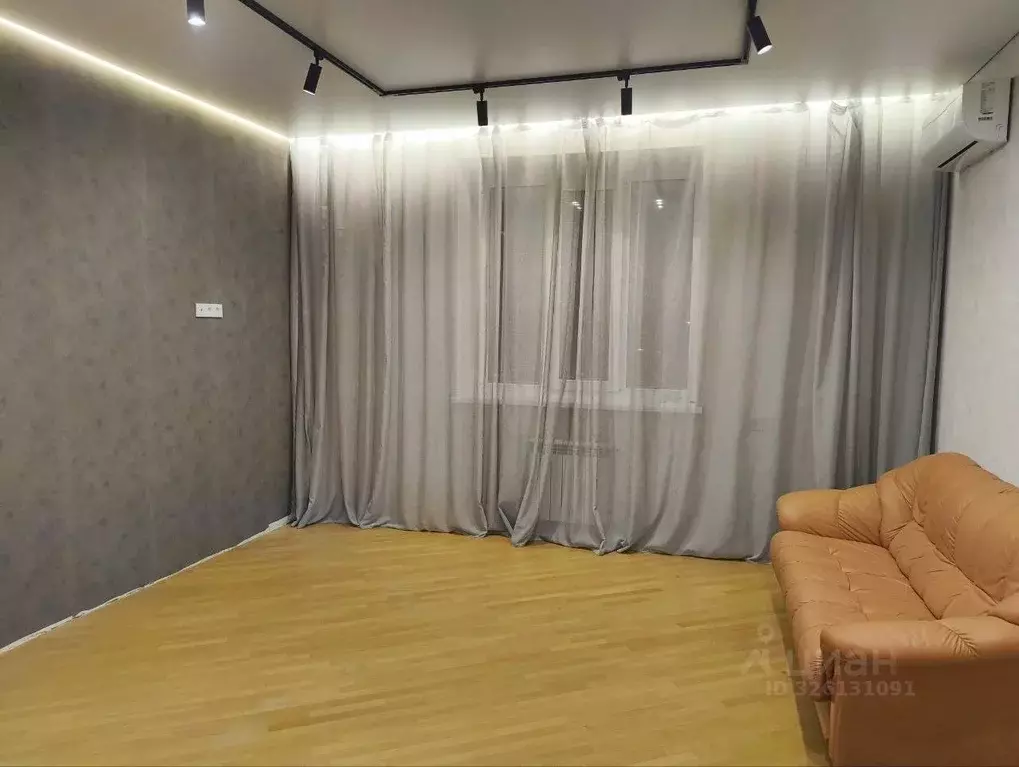 2-к кв. Челябинская область, Челябинск ул. Воровского, 61Б (65.3 м) - Фото 1