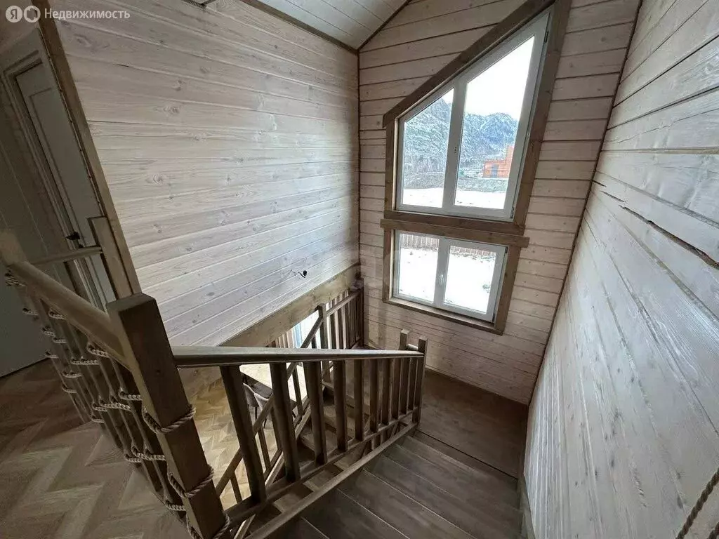 Дом в село Чемал, Светлый переулок (153 м) - Фото 2