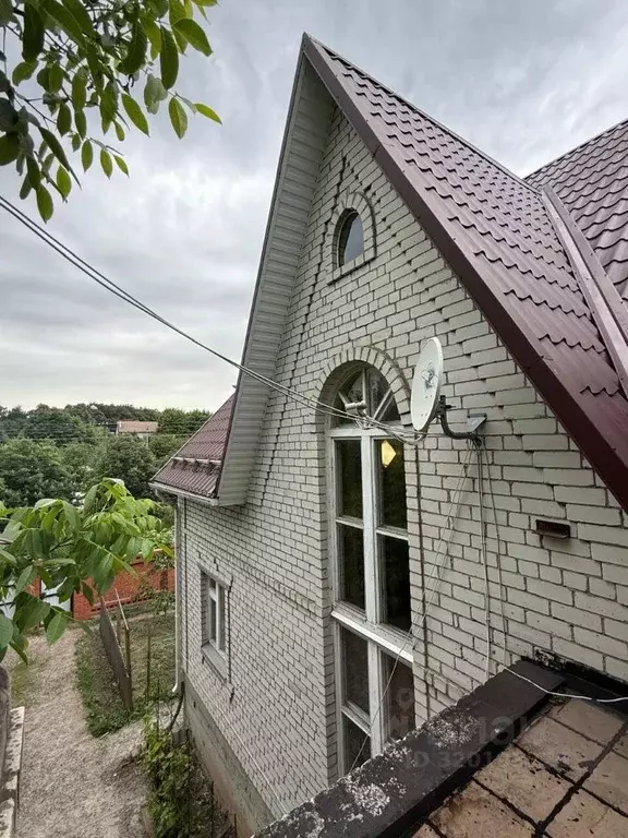 Дом в Белгородская область, Старый Оскол ул. Хмелева (250 м) - Фото 1