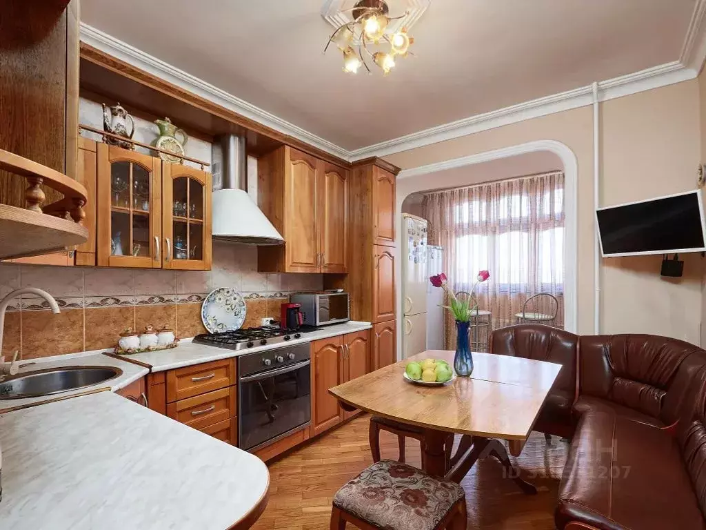 1-к кв. Ставропольский край, Кисловодск ул. Островского, 33 (60.0 м) - Фото 0