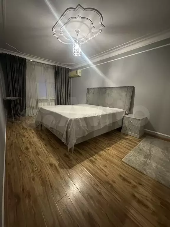 2-к. квартира, 70 м, 5/5 эт. - Фото 0