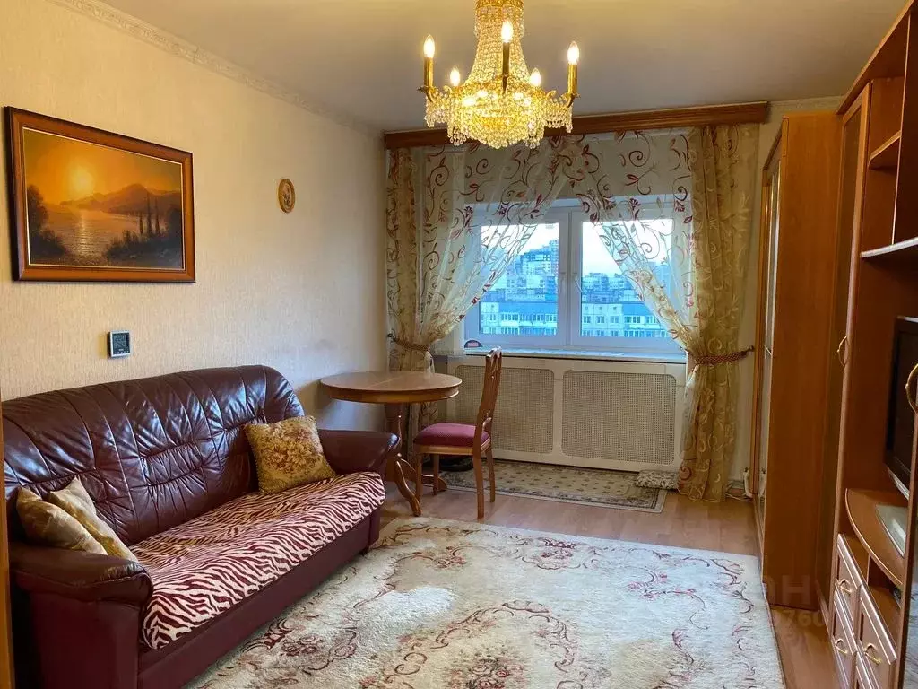 1-к кв. Санкт-Петербург ул. Коммуны, 28к1 (30.0 м) - Фото 0