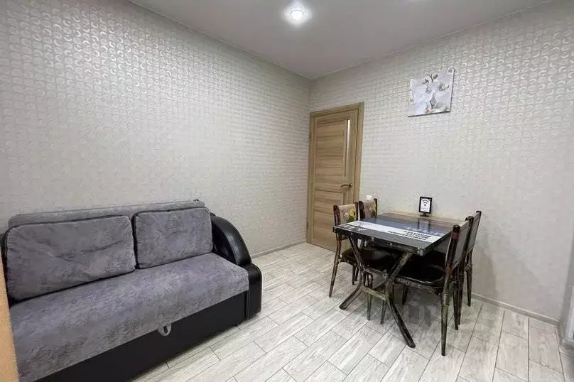 2-к кв. Иркутская область, Иркутск Строительный пер., 8 (45.0 м) - Фото 1