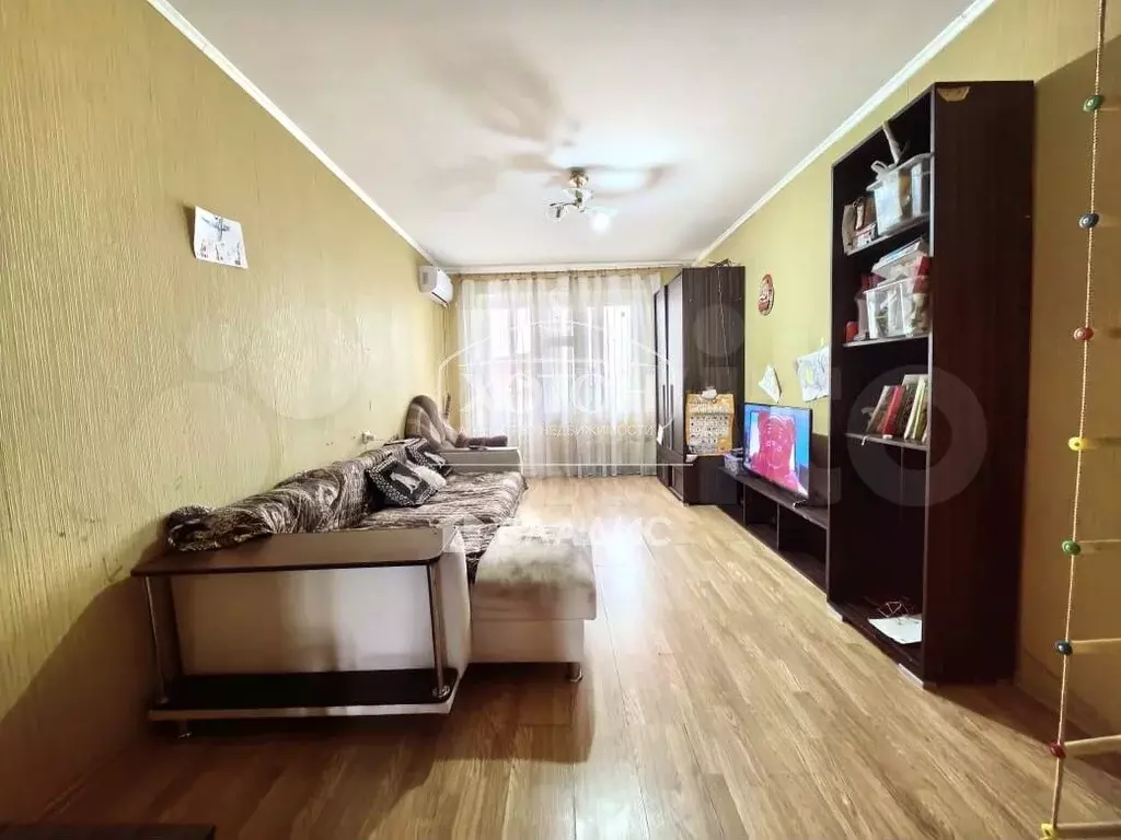 3-к. квартира, 64 м, 5/9 эт. - Фото 0