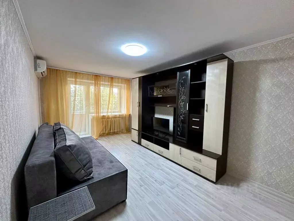 2-к кв. Тюменская область, Тюмень Тульская ул., 5 (45.0 м) - Фото 0