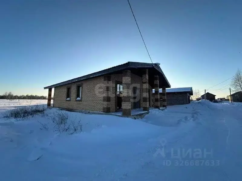Дом в Башкортостан, Уфимский район, Русско-Юрмашский сельсовет, д. ... - Фото 1