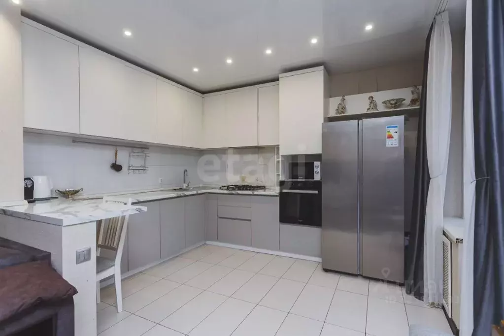 3-к кв. Башкортостан, Уфа ул. Софьи Перовской, 42/2 (80.0 м) - Фото 2