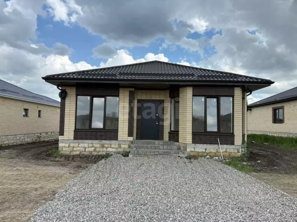 Дом в Ставропольский край, Михайловск Шпаковский район, ул. Николая ... - Фото 1