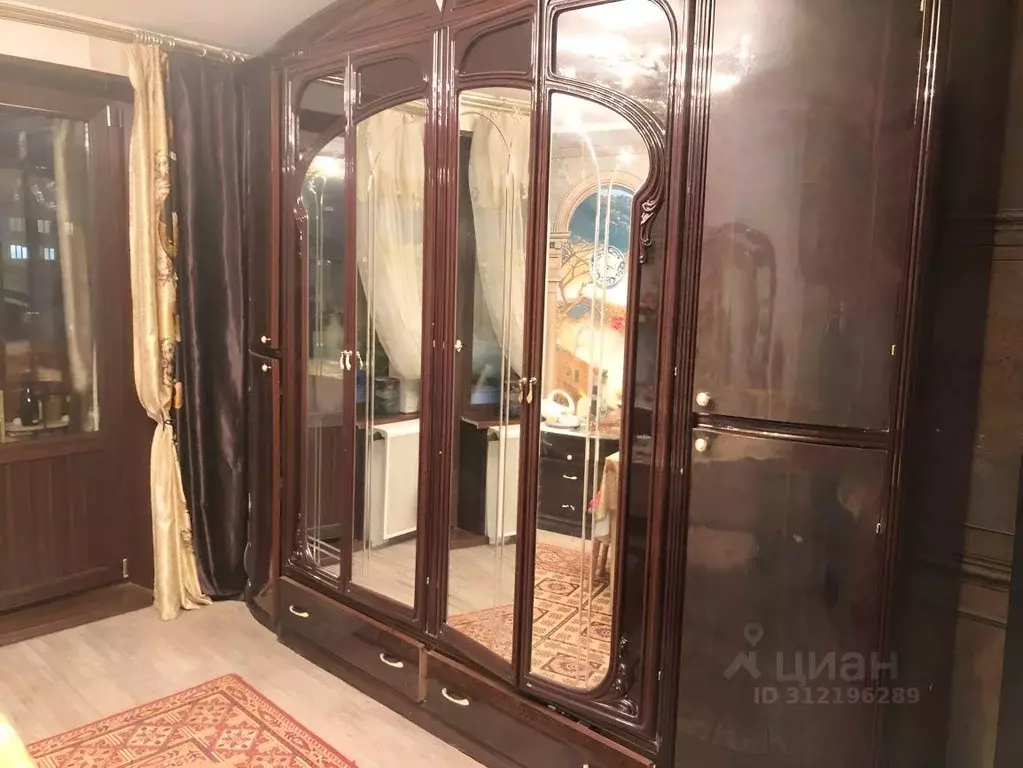 Комната Москва Веерная ул., 42К1 - Фото 1