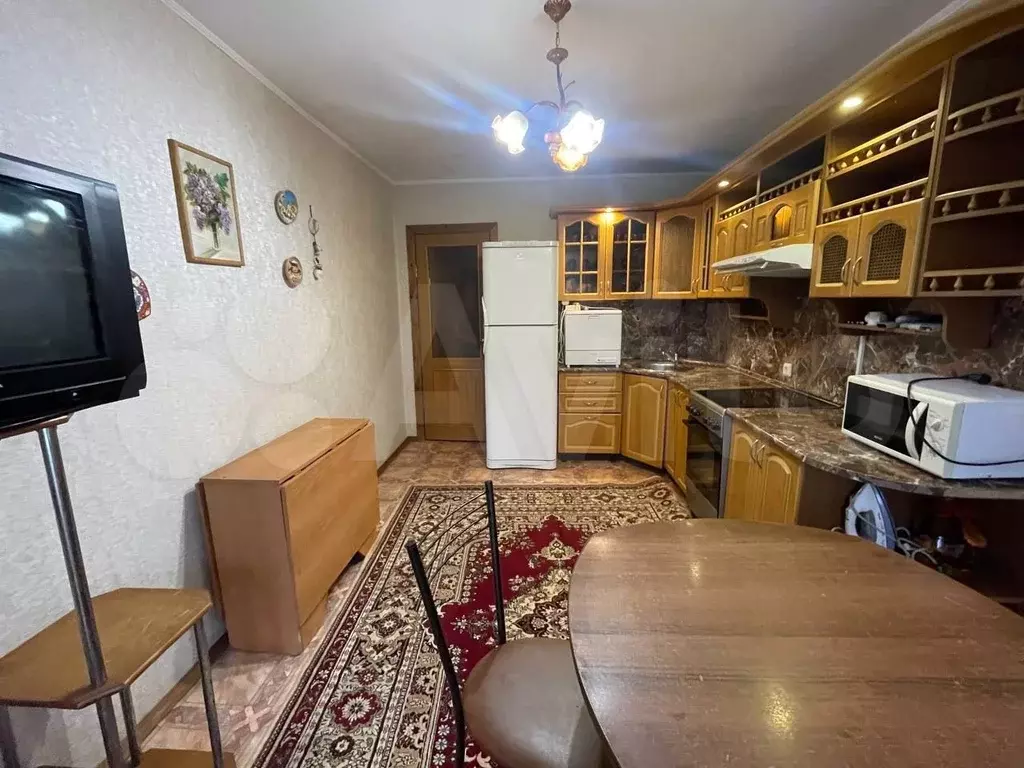 2-к. квартира, 56 м, 1/5 эт. - Фото 0