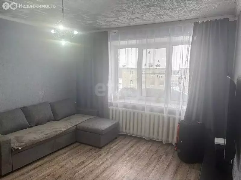 4-комнатная квартира: Туринск, улица Спорта, 25 (77.1 м) - Фото 1