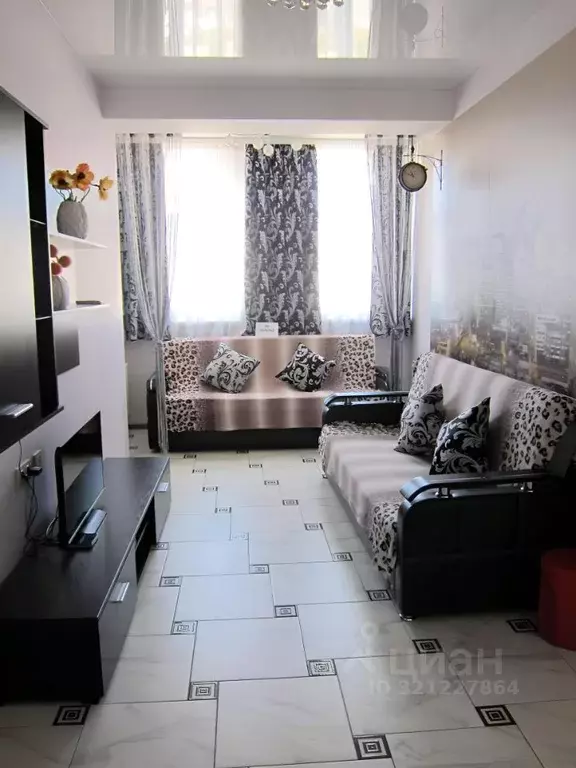 1-к кв. Севастополь ул. Челнокова, 12/2 (35.0 м) - Фото 1