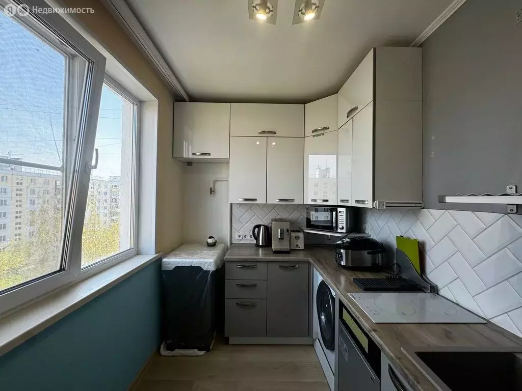 3-комнатная квартира: Дмитров, микрорайон имени А.М. Маркова, 2 (62.8 ... - Фото 1