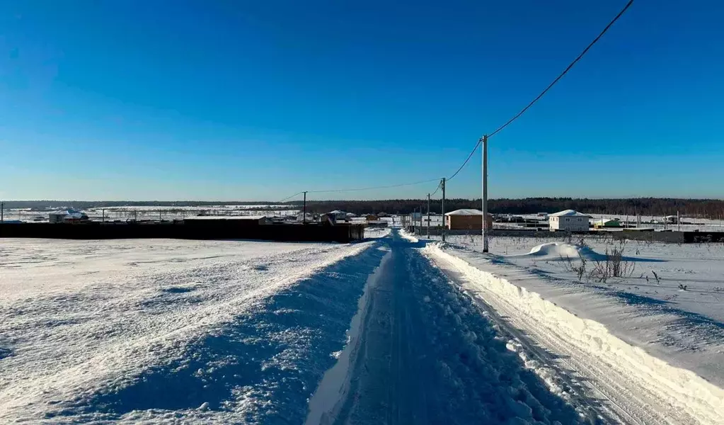 Участок в Московская область, Наро-Фоминский городской округ, д. ... - Фото 0