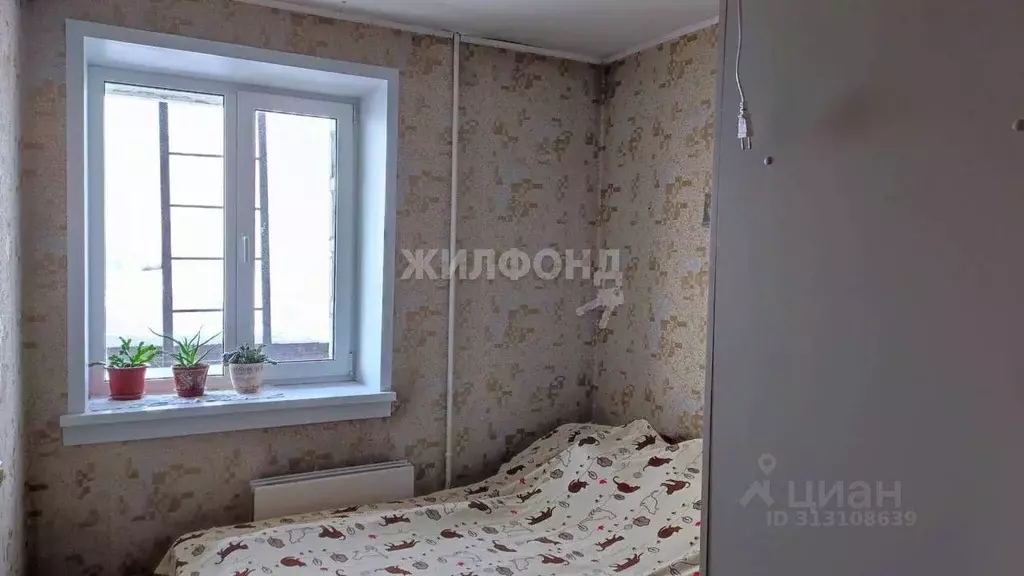 4-к кв. Новосибирская область, Новосибирск ул. Чкалова, 74 (77.5 м) - Фото 0