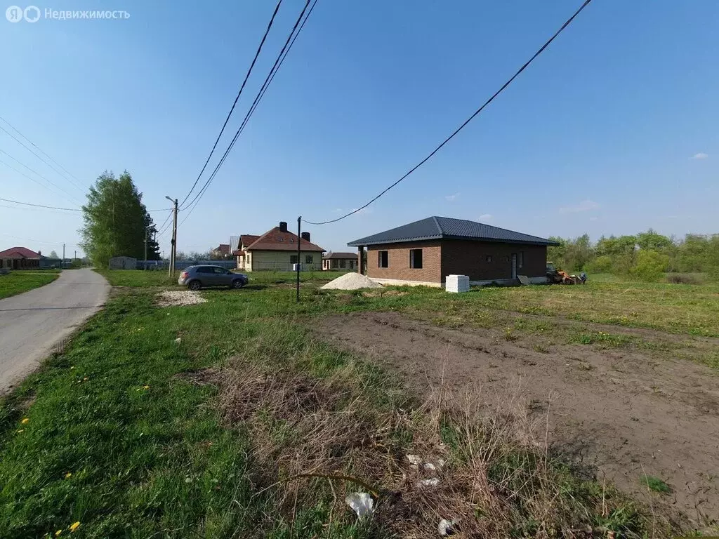 Дом в село Сенцово, Заводская улица, 43 (120 м) - Фото 1