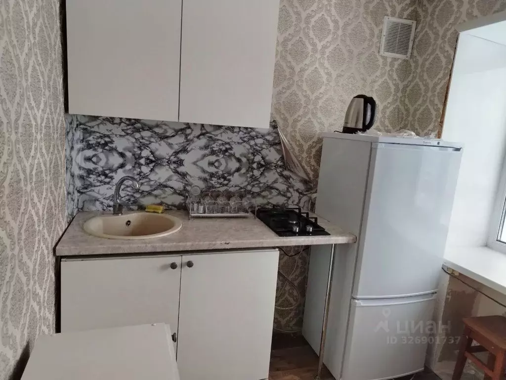 1-к кв. Ульяновская область, Ульяновск Полтавский проезд, 1 (30.0 м) - Фото 2