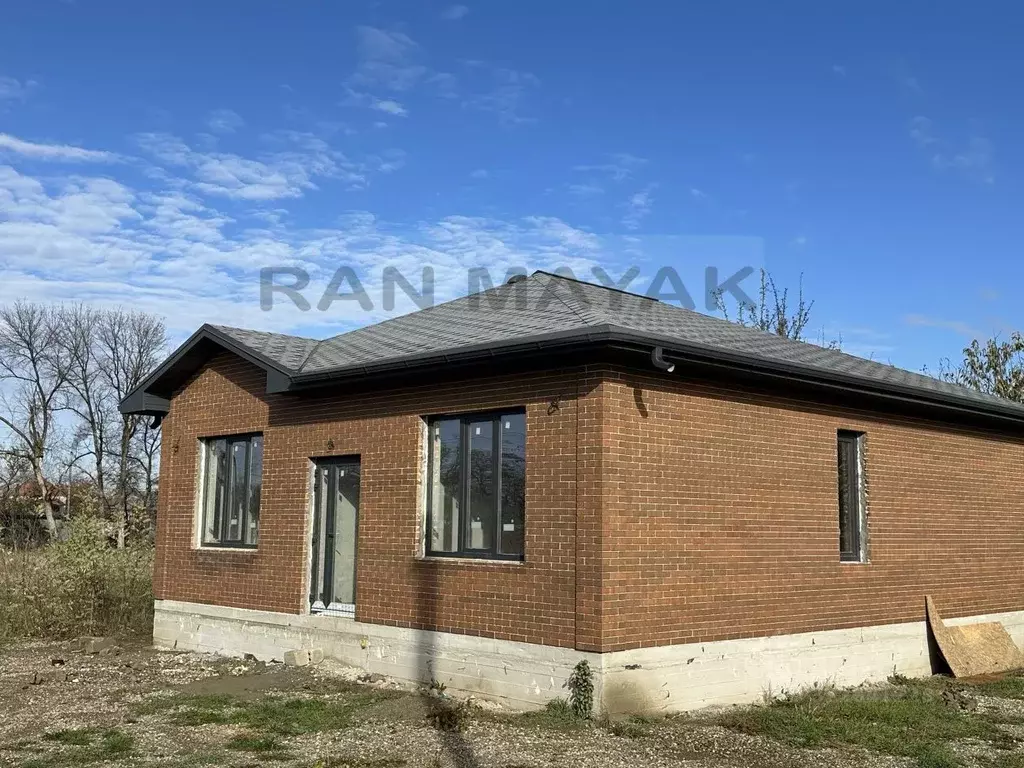 Дом в Адыгея, Майкоп Коммунальник-2 ДНТ, ул. Промышленная, 7 (110 м) - Фото 1