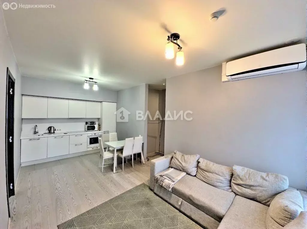 2-комнатная квартира: Москва, Большая Филёвская улица, 4 (64.2 м) - Фото 1