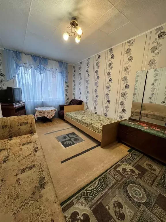 Комната Псковская область, Псков ул. Киселева, 8 (17.0 м) - Фото 0