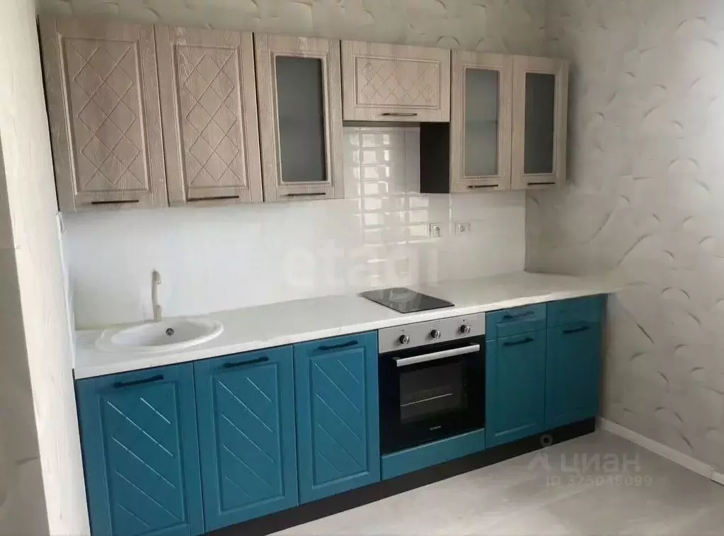 2-к кв. Оренбургская область, Оренбург ул. Автомобилистов, 13 (55.8 м) - Фото 1