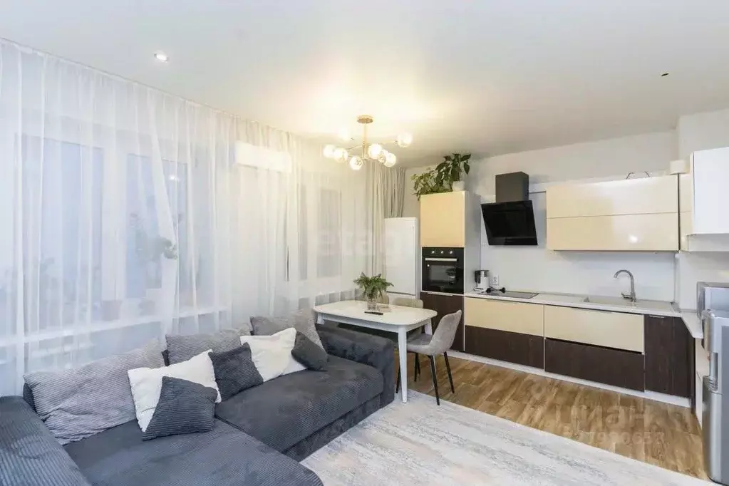 1-к кв. Тюменская область, Тюмень ул. Бориса Житкова, 5к1 (49.0 м) - Фото 1