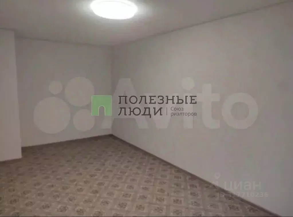 1-к кв. Крым, Евпатория ул. Имени 60-летия Октября, 23 (34.0 м) - Фото 1