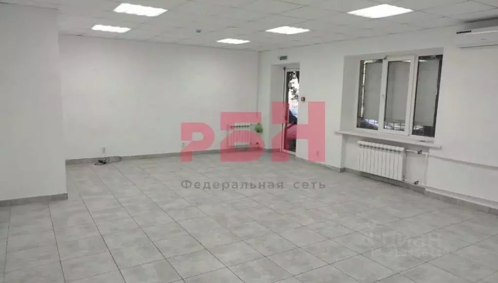 Помещение свободного назначения в Ростовская область, Таганрог ул. ... - Фото 1