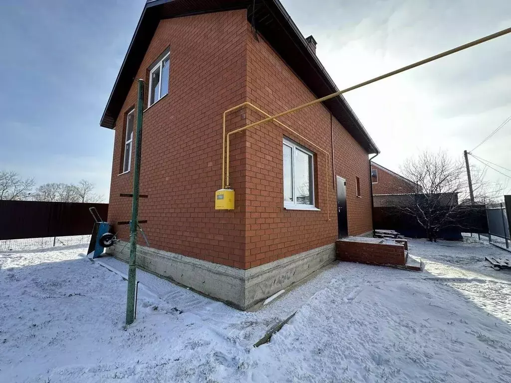 Дом в Краснодарский край, Динской район, Новотитаровская ст-ца ... - Фото 1