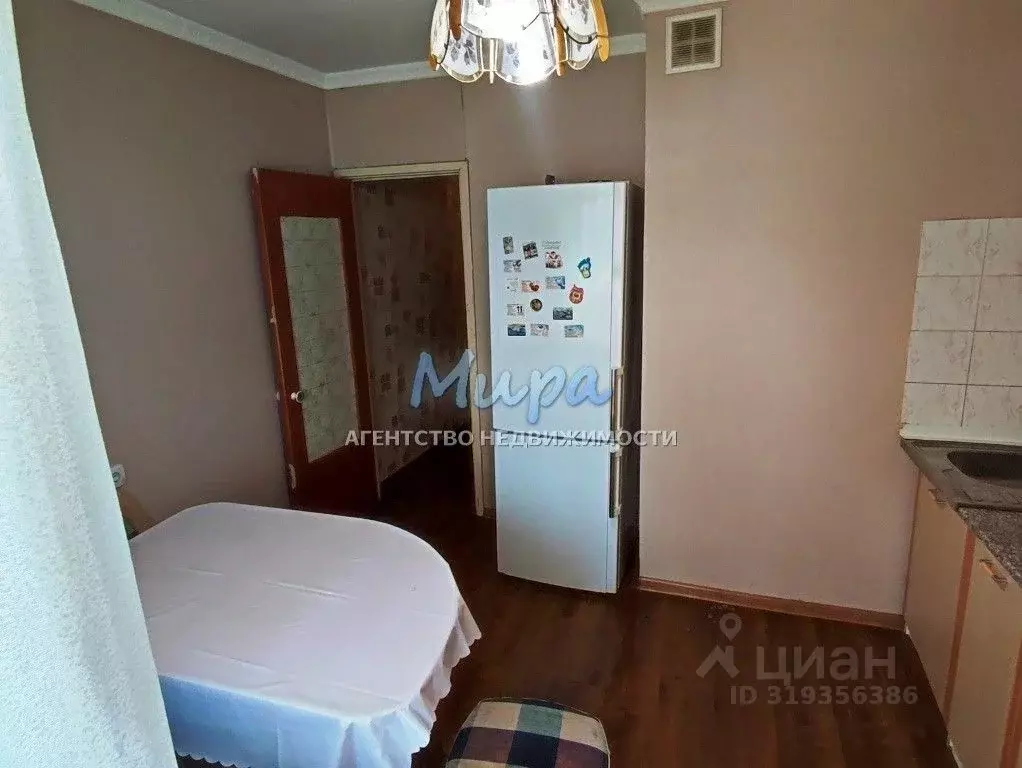 1-к кв. Московская область, Дзержинский Угрешская ул., 10 (50.0 м) - Фото 1