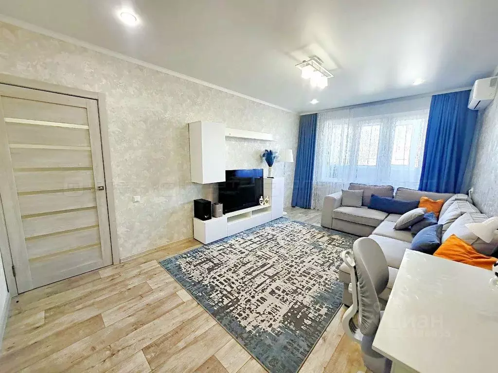 3-к кв. Татарстан, Казань ул. Татарстан, 56 (59.0 м) - Фото 1