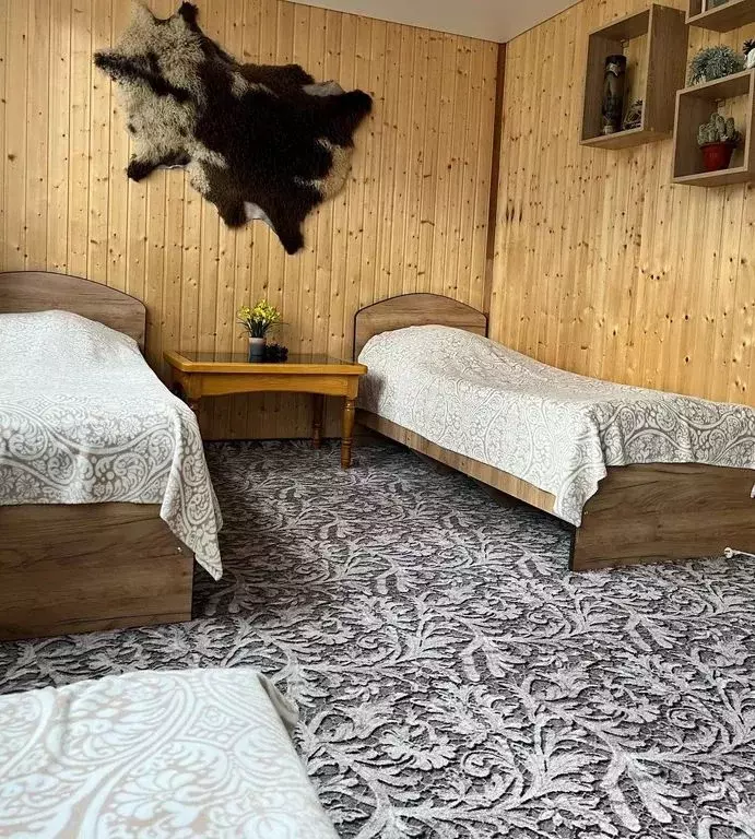 Дом в Карачаево-Черкесия, Зеленчукский район, с. Архыз ул. Ленина, 39Г ... - Фото 0