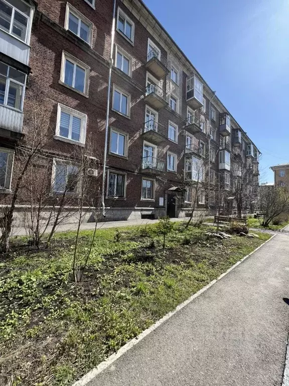 2-к кв. Кемеровская область, Новокузнецк ул. Суворова, 6 (62.0 м) - Фото 1