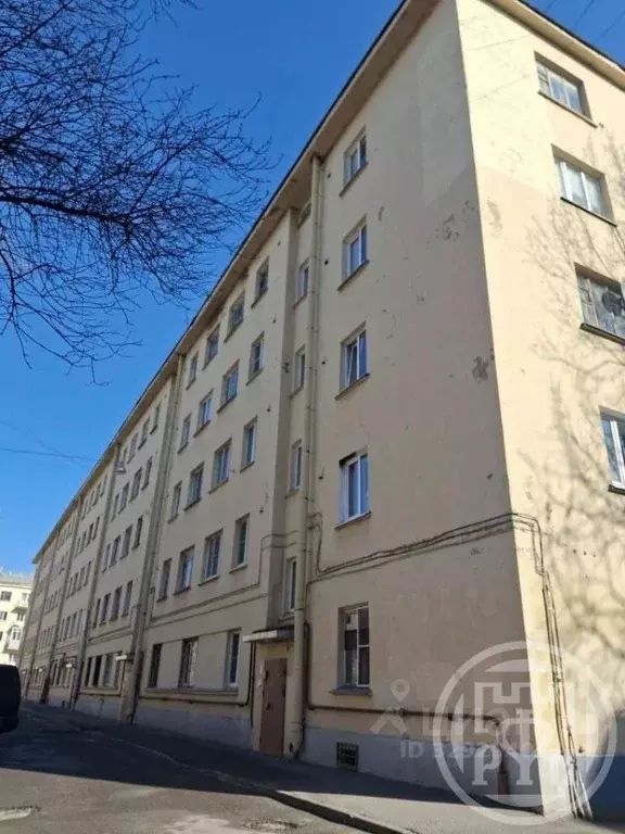 Комната Санкт-Петербург Оборонная ул., 5 (14.2 м) - Фото 1