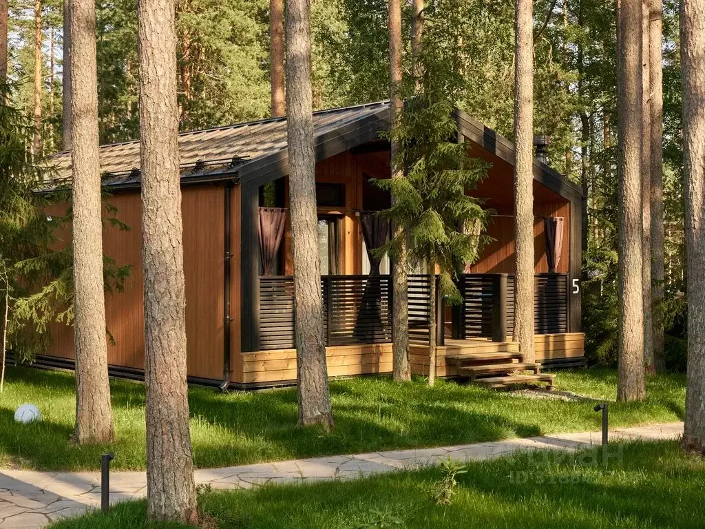 Дом в Ленинградская область, Выборгский район, Полянское с/пос, пос. ... - Фото 1